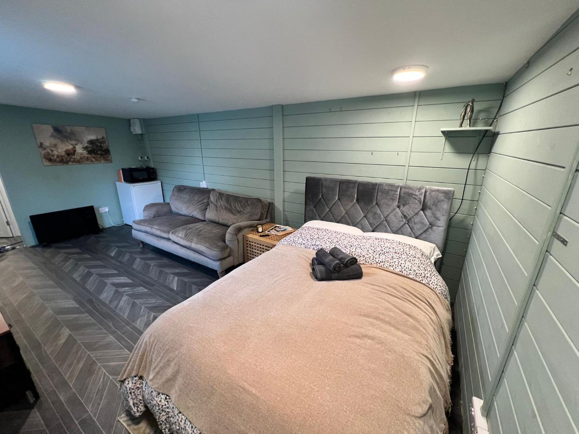 Cozy Cabin Independent Ensuite Guildford Luaran gambar